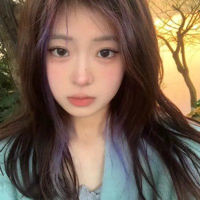 踮起脚尖靠近你